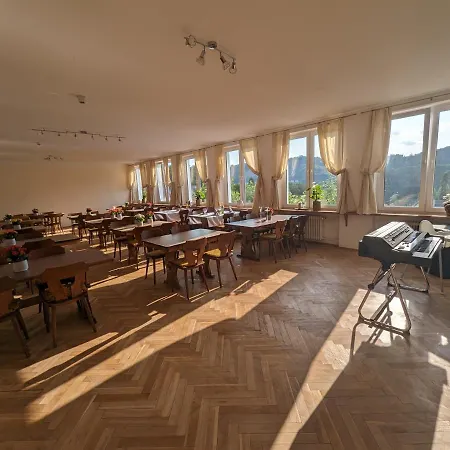 Gaestehaus Szálloda