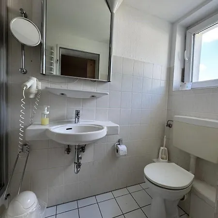 Hotel Gaestehaus 3*