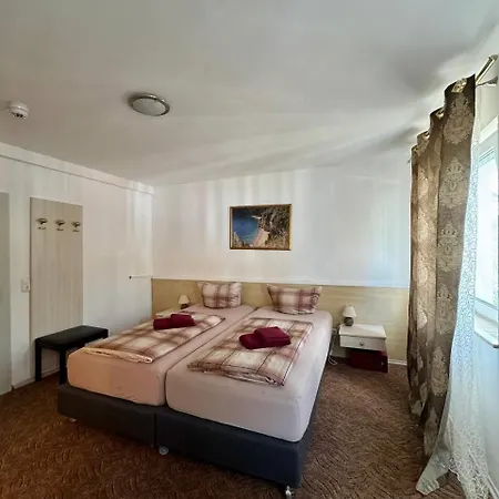 Gaestehaus Hotel