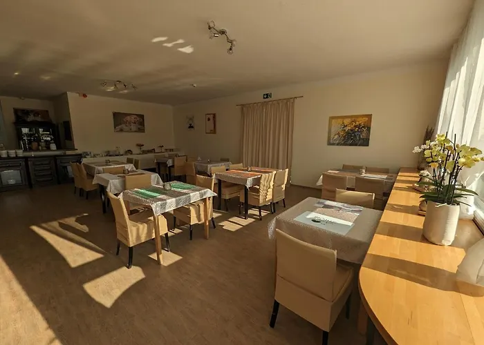 Hotel Gaestehaus Altena